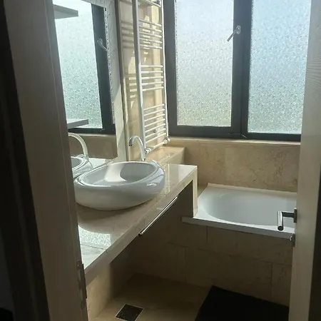 Aparthotel C3 *
